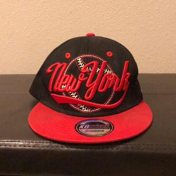 SNAP BACK(NEW YORK BASEBALL) - Picture 1 of 5